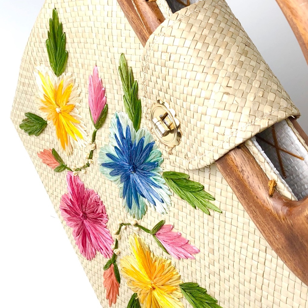 Vintage embroidered Whidby Straw purse tote bag